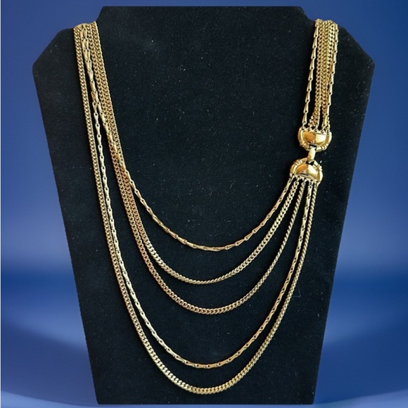 VTG Monet 5 Strand Layered Gold Tone Chain Link Necklace 27β to 32β Chains - Picture 6 of 7